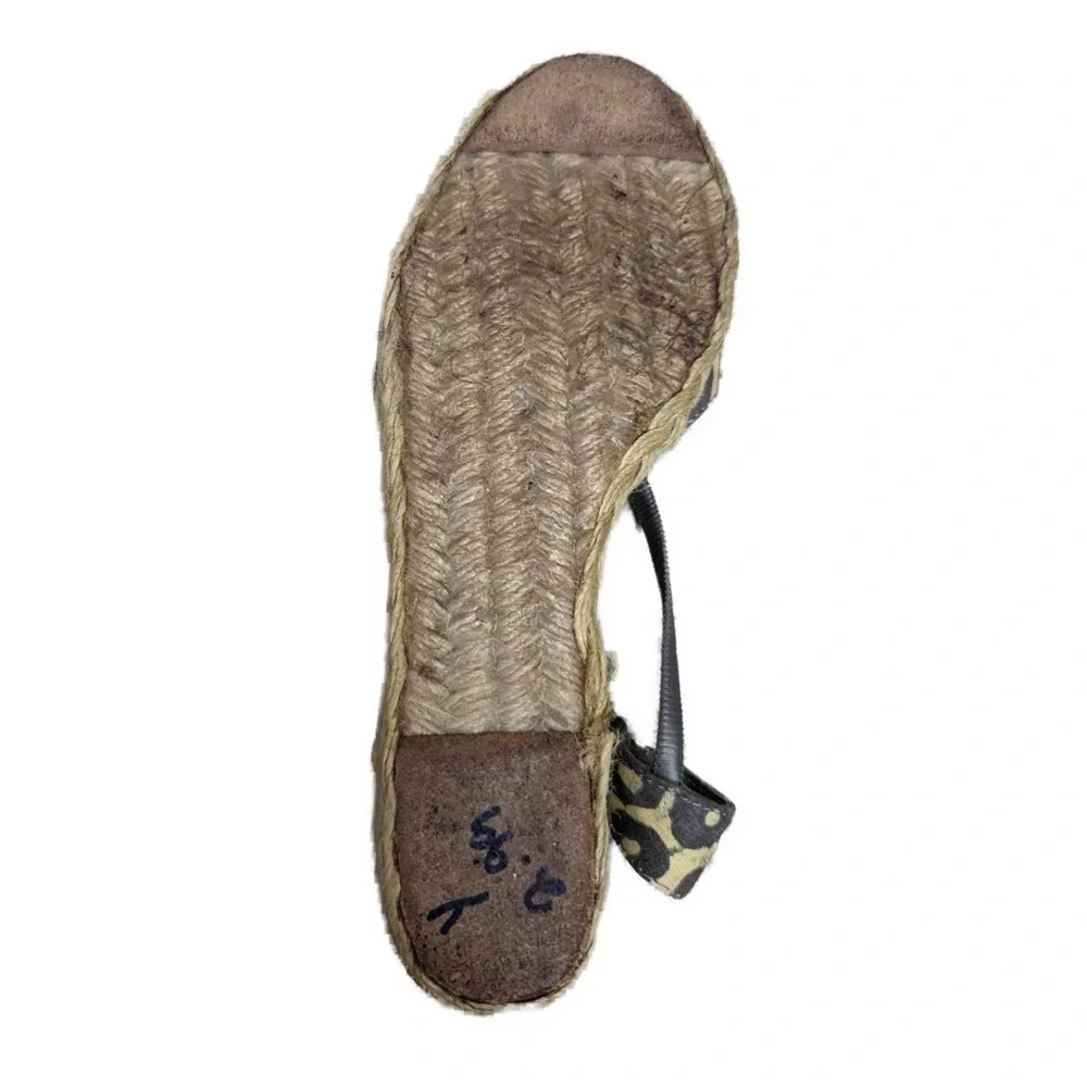 Lauren Ralph Lauren Calla Espadrille Gray Closed Toe‎ Wedges- Size 8.5